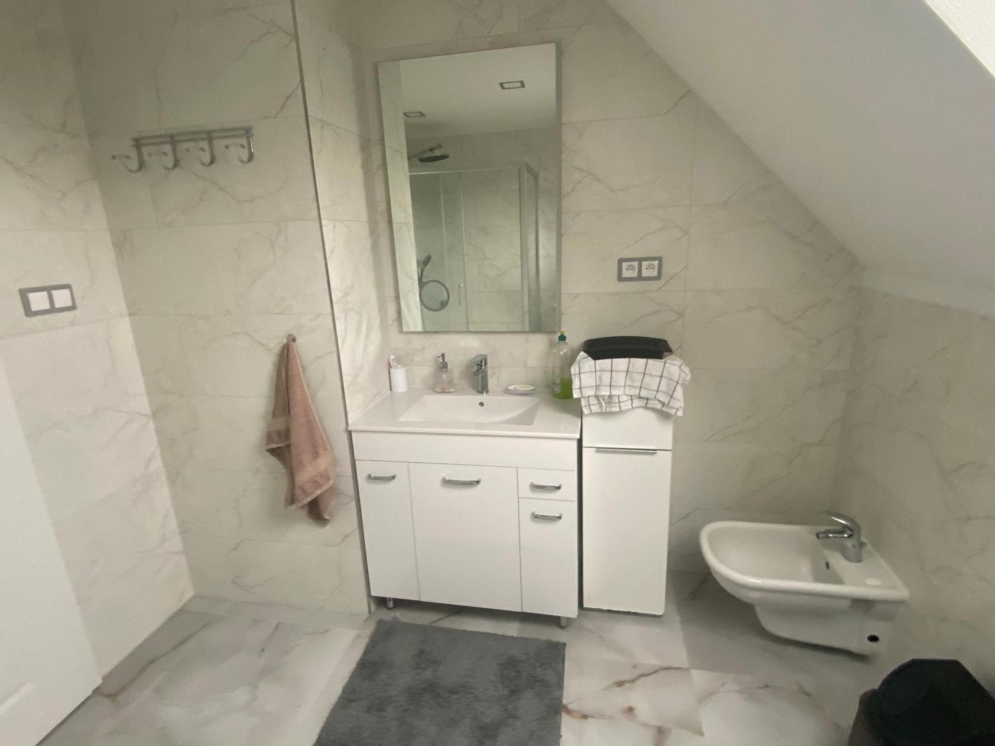 Homestay U Hanky Zdiby Exteriör bild