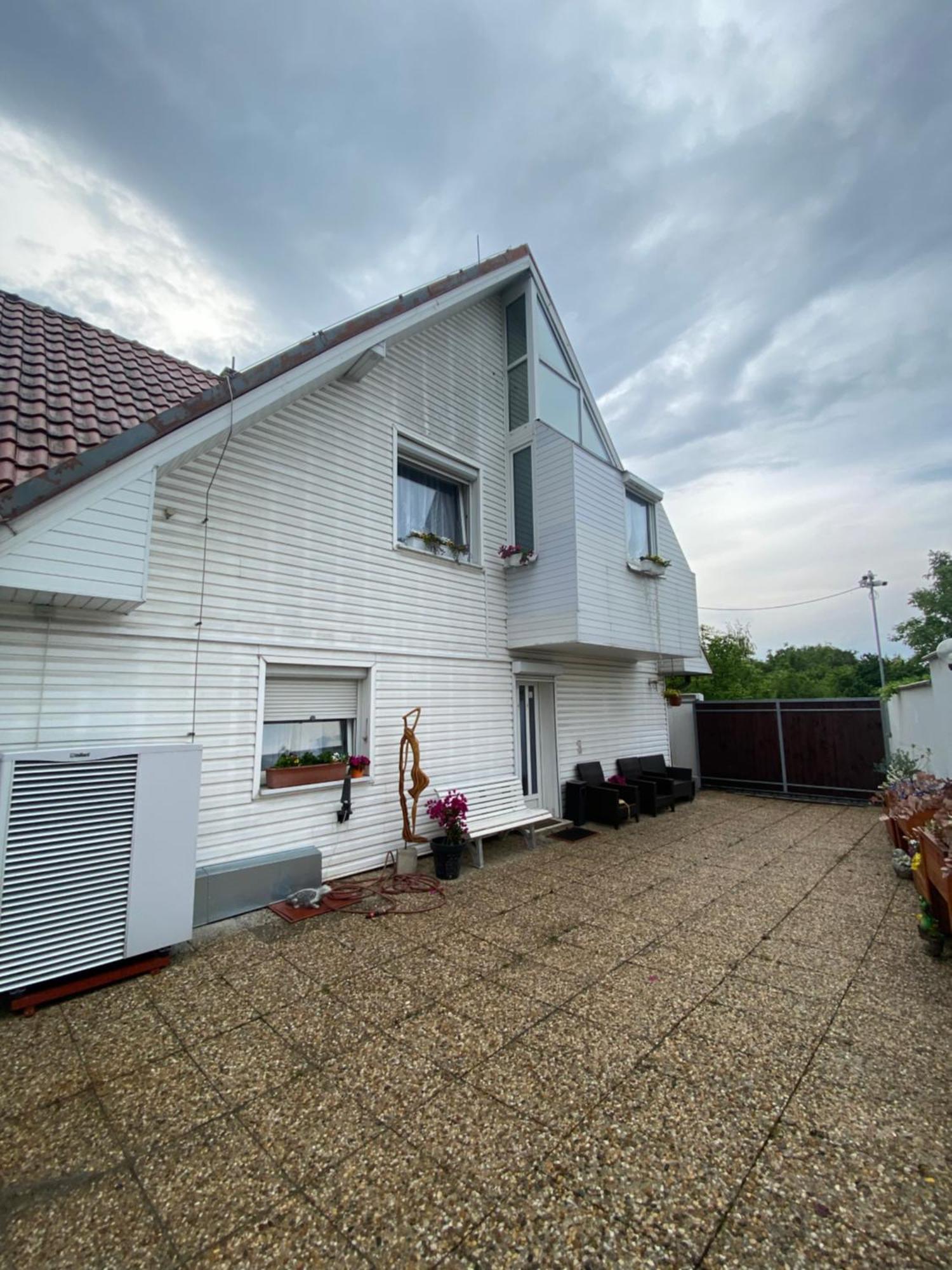 Homestay U Hanky Zdiby Exteriör bild